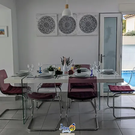 Welcoming 3 Bedroom With Private Pool Lb10 Villa *